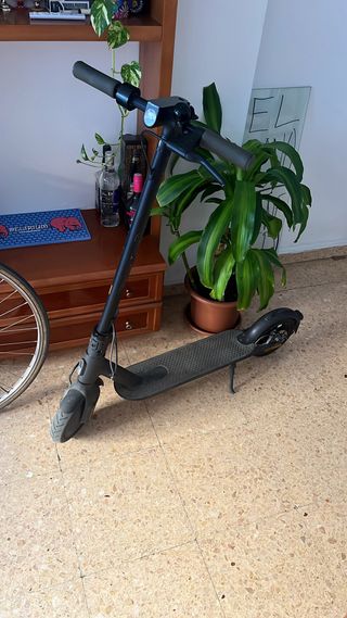 Patinete Eléctrico Xiaomi Essential