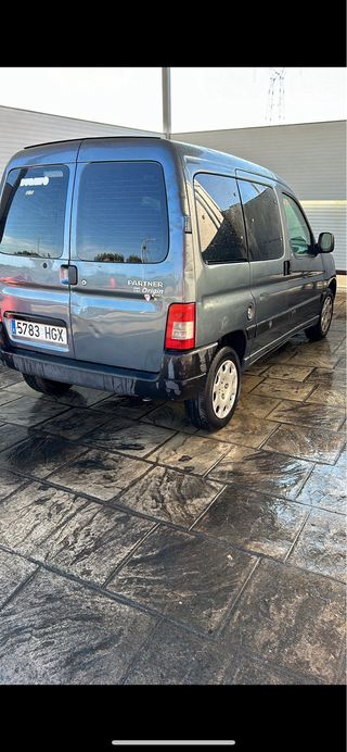 Peugeot Partner 2011