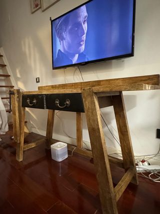 Consola de madera con cajones