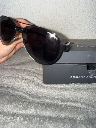 Gafas de sol Armani Exchange negras