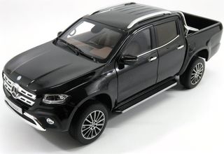 Mercedes X-Klasse 1/18 Negro
