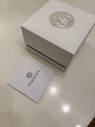 Reloj Versace V-Eternal Oro