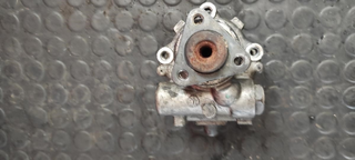 Bomba dirección 7690955104 Audi A4 Avant (B5) (19