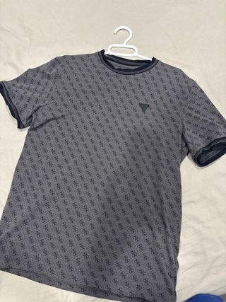 Camiseta Guess Original Estampada Gris