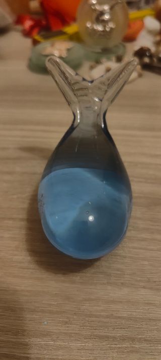 Soprammobile in vetro blu trasparente