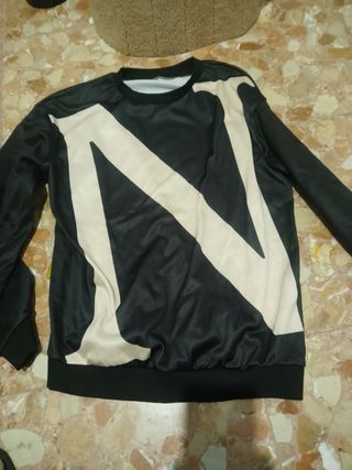 Jersey Negro y Beige