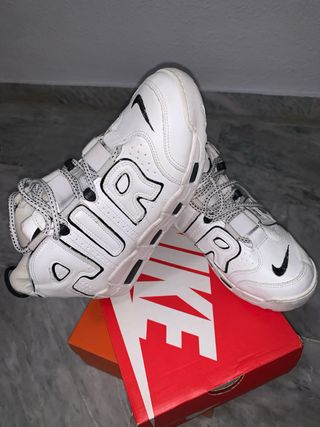 Nike Air More Uptempo Blancas