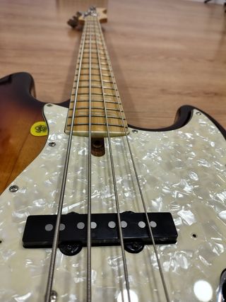 Bajo Sire V7 Sunburst