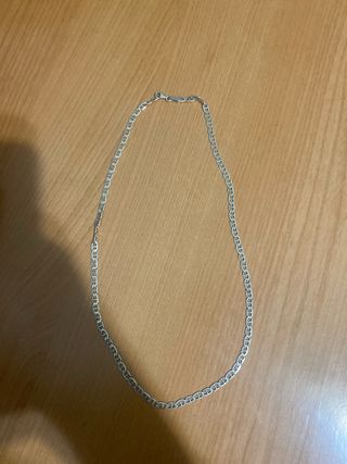 Cadena de plata