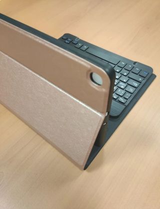Funda Tablet con Teclado Bluetooth 
