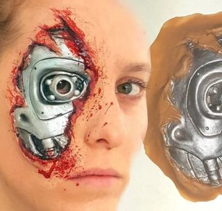 Prótesis Látex Terminator T-800 Base Plata