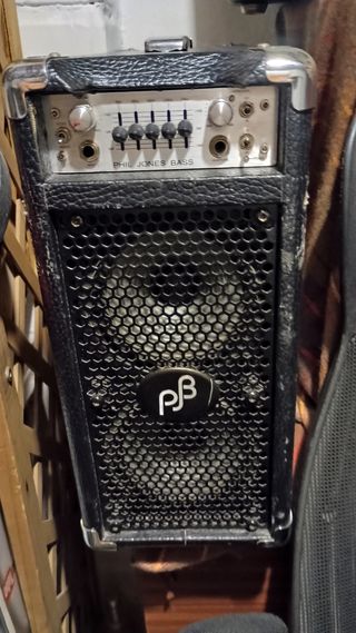 Amplificador Bajo Phil Jones Briefcase