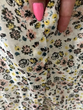 Camisa Stradivarius flores 