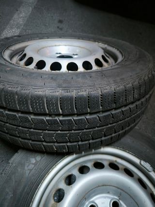 Neumáticos de invierno con llanta 215/60 R16 t5 t6