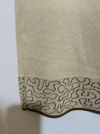 Falda punto vintage bordada beige