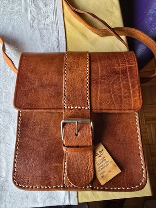 Bolso de cuero AR RIF unisex a estrenar No Negocia