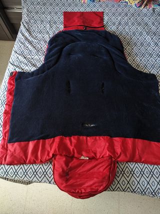 Saco de bebé rojo DOMBI