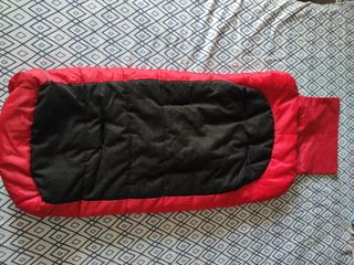 Saco de bebé rojo DOMBI