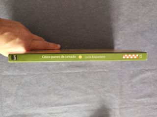 Cinco panes de cebada (Gran Angular)