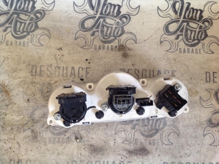 Mando climatizador Ford Focus I Sedan (1998-2005)