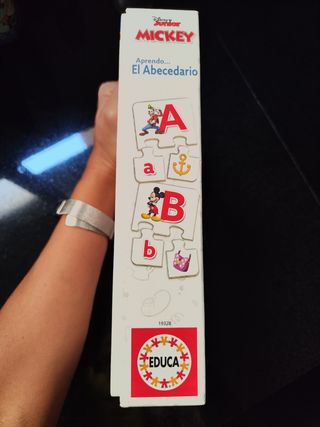 Juego educativo. Aprendo el Abecedario. EDUCA