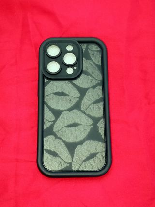 Funda iPhone 14 labios kiss