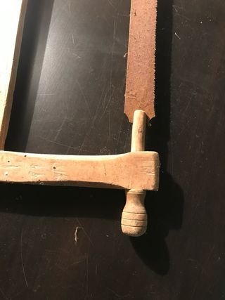 Sega antica in legno e ferro