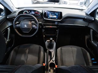 Peugeot 2008 Active Puretech 100 S&S BVM6