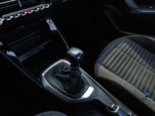 Peugeot 2008 Active Puretech 100 S&S BVM6