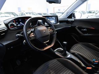 Peugeot 2008 Active Puretech 100 S&S BVM6