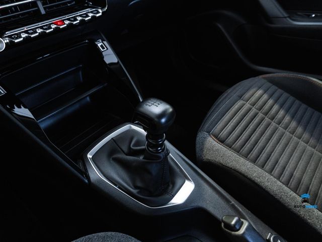 Peugeot 2008 Active Puretech 100 S&S BVM6