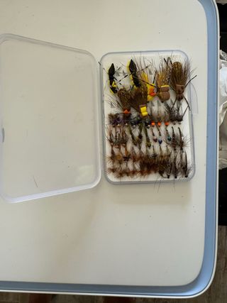 Scatola mosche da pesca