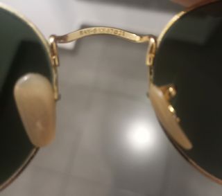 Gafas Ray-Ban Redondas Negras y Doradas