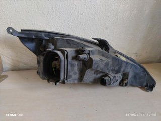 Faro izquierdo 0374d (vym) Ford Focus I Sedan (19