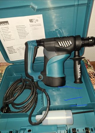 Martillo Makita HR2811FT SDS Plus 800W