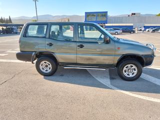Nissan Terrano 1998
