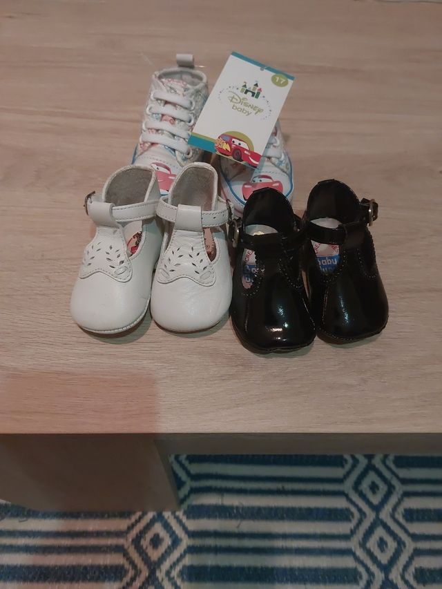Zapatitos Disney Baby Talla 17