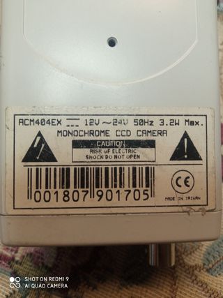 Cámara CCTV ADEMCO con lente AVENIR