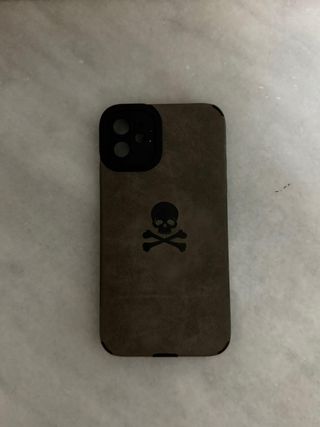 Funda iPhone 11 Calavera