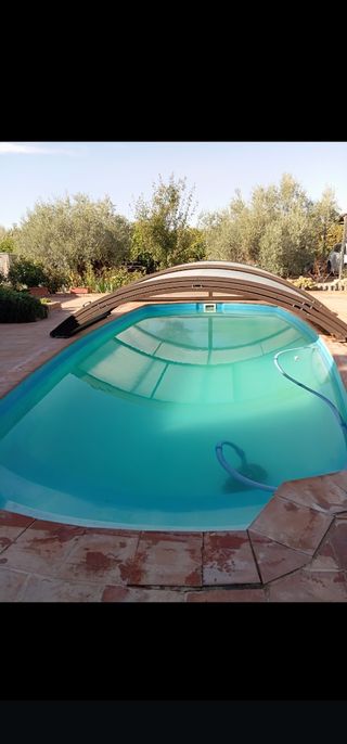 Piscina poliéster 7x3m Prof. 1.40m