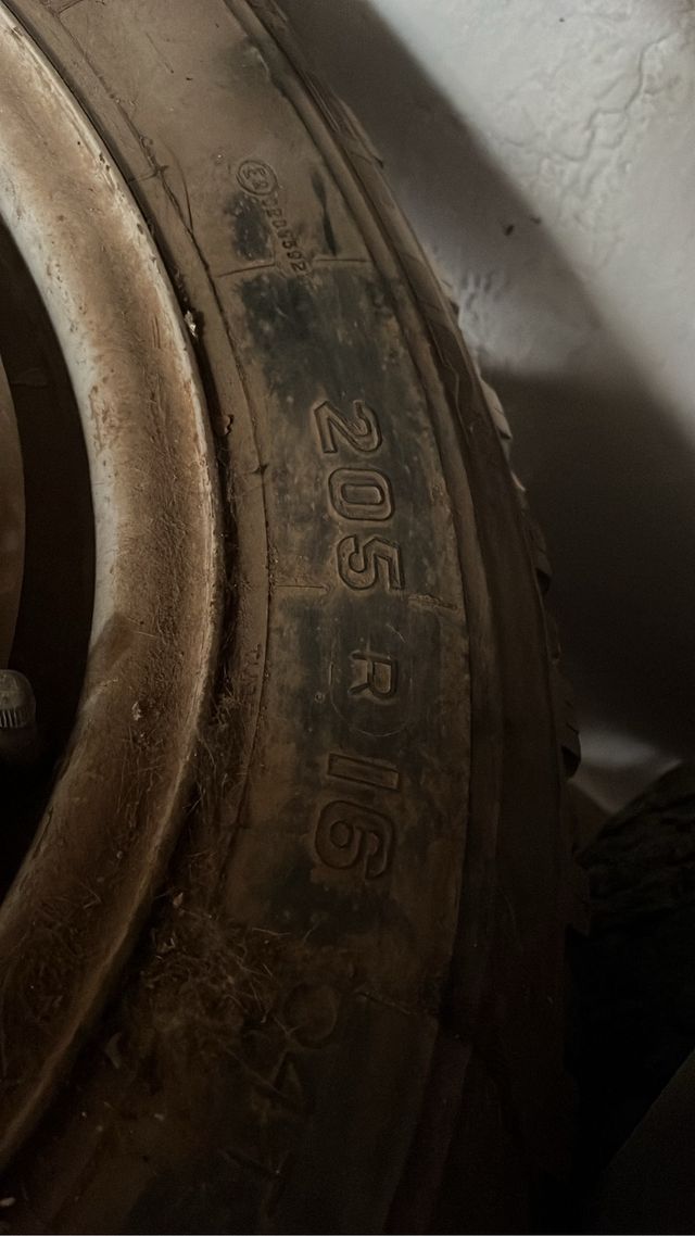 Llanta Patrol Terrano