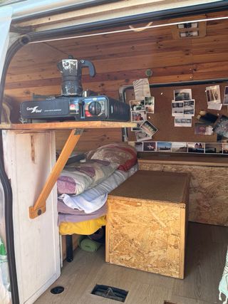 Furgoneta camperizada KIA Pregio