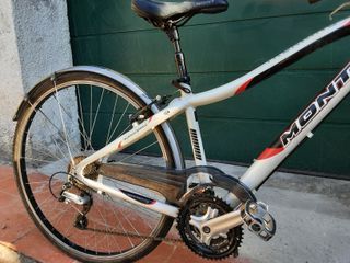 Bicicleta Monty Trekking TK7 Aluminio 24V.
