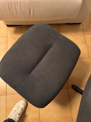 Sillón relax giratorio con reposapiés