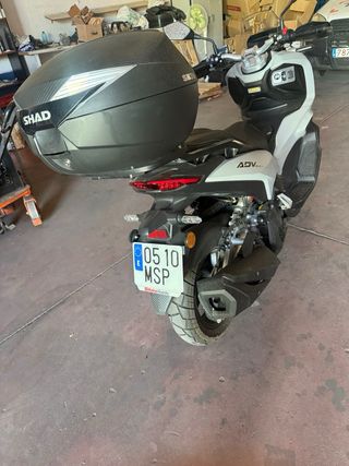 Moto LINHAI Réplica Honda ADV 125cc