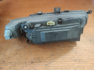 Faro derecho 88205034 (vym) Citroen Xsara Break (