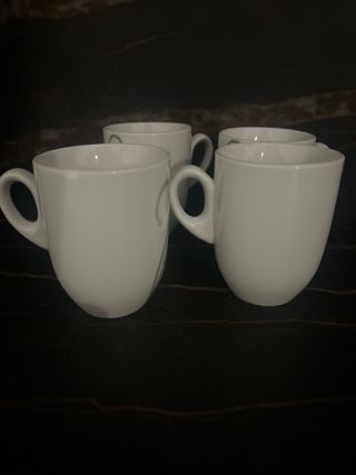3 Tazas de Porcelana Blancas con Diseño Gris