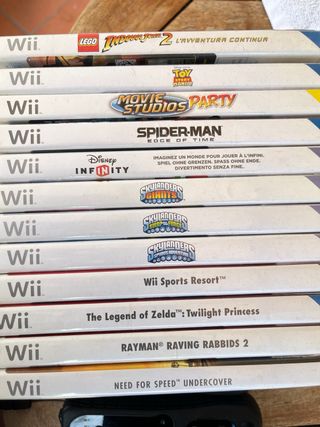 Console Wii Nera Completa di Accessori e 13 Giochi