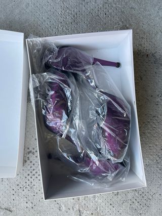 Scarpe viola eleganti