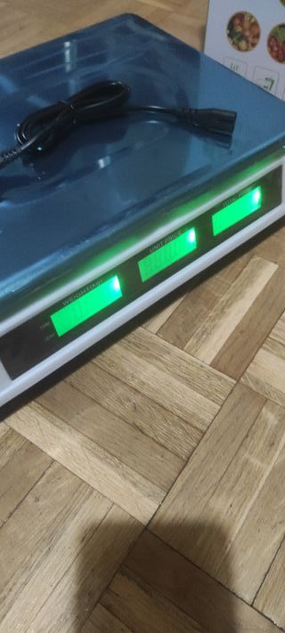 Báscula portátil digital comercial 40kg estrenar 